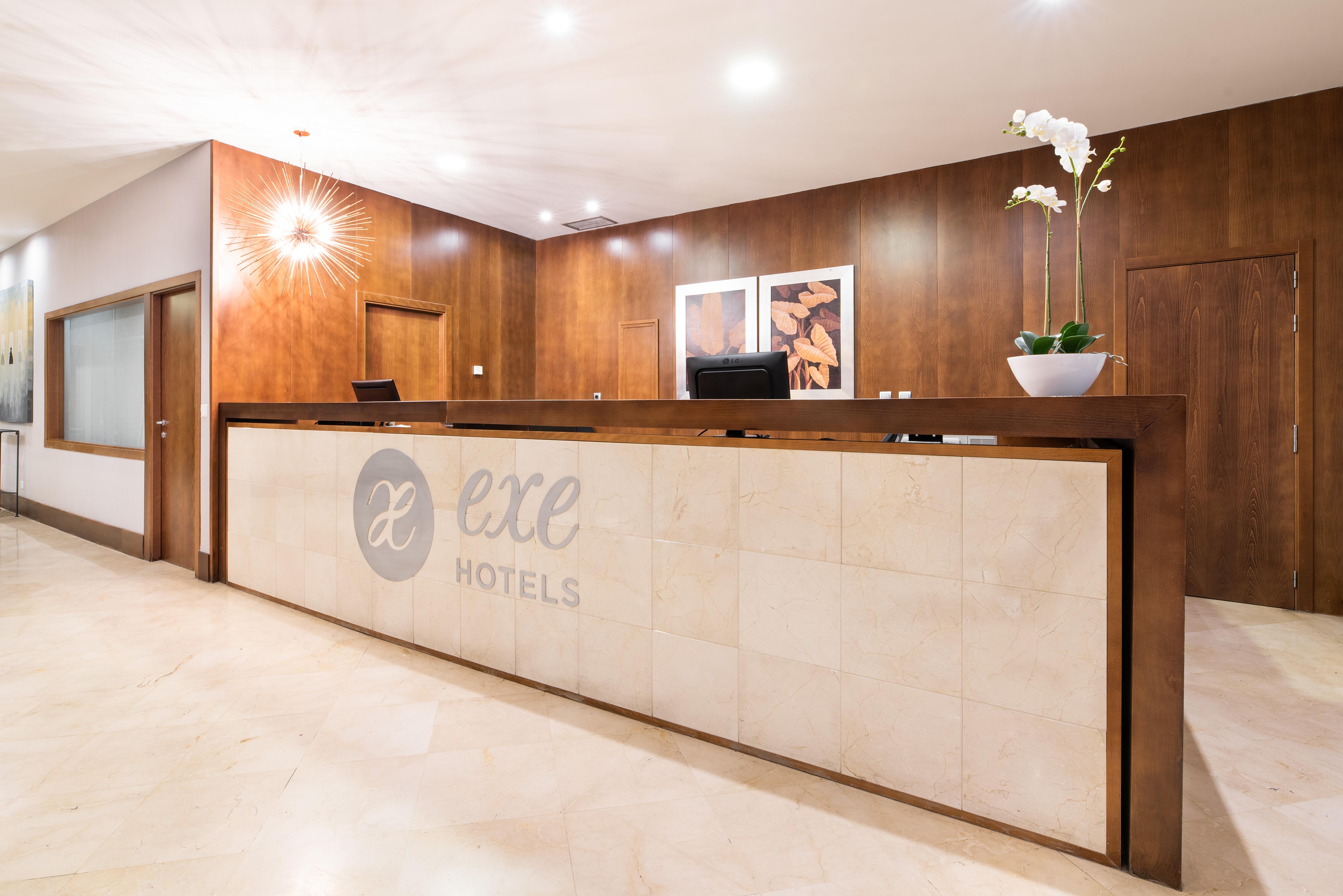 Exe Agora Caceres Hotel Exterior foto
