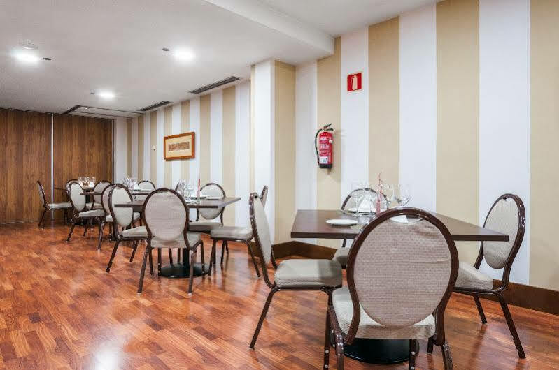 Exe Agora Caceres Hotel Exterior foto